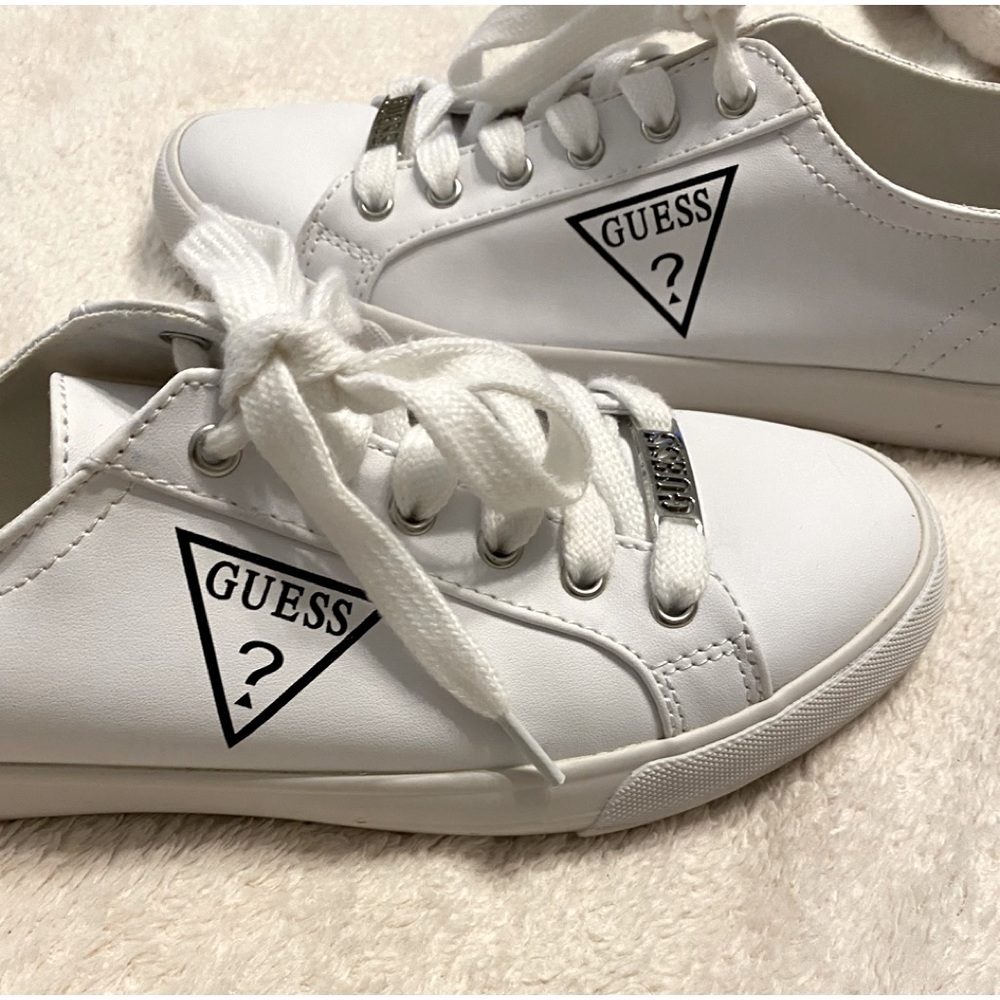 White Guess Tennis Shoes - Picture 5 of 8